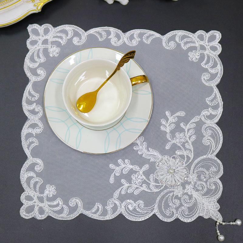 Table decoration and accessories white bead flower embroidery table place mat cloth coaster Wedding Christmas placemat kitchen