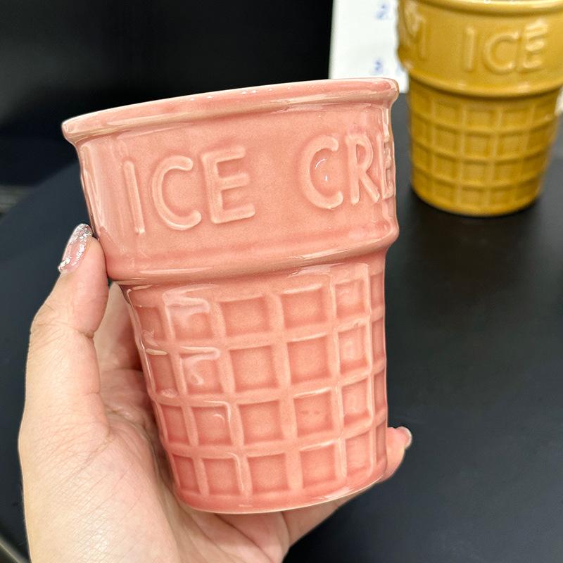 Eiscreme-förmige Keramik-Kaffee-Reisebecher Milchtee-Wasserbecher Espresso-Tassen Personalisierte Desserttassen Französisches Geschirr