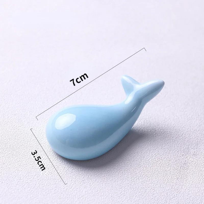 3*3.5*7cm Cartoon Ceramic Chopsticks Holders Whale Shape Chopsticks Mat Kitchen Art Craft Tableware Chopsticks Stand