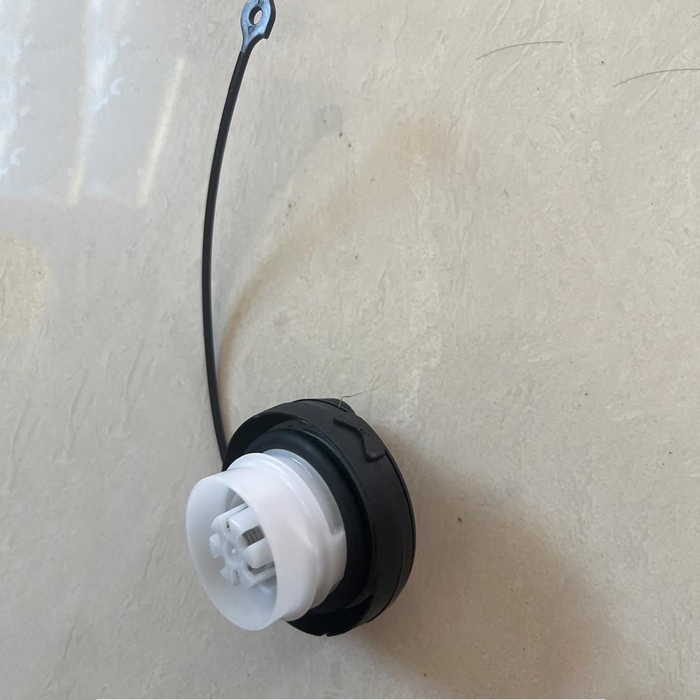 1 x Fuel Tank Cap Cover For Infiniti JX35 For Nissan Altima Frontier Murano New