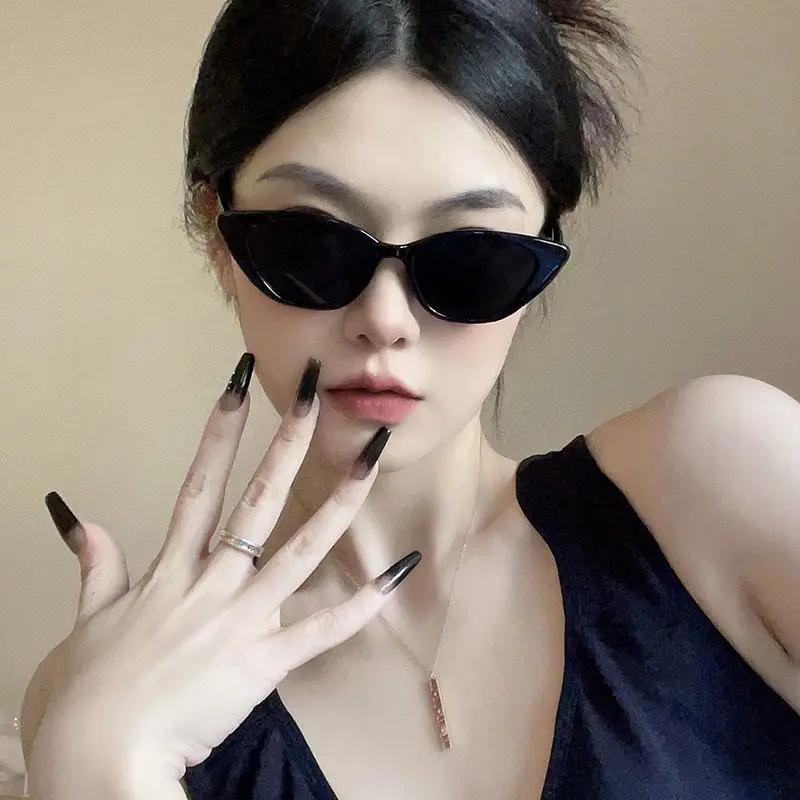 2026Temperament Cat Eye Retro Style Premium Sense Sunglasses Women Men Outdoor Sun Protection Sunglasses Fashion Trend Glasses