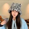 Pălărie de iarnă și toamnă din pluș cu imprimeu leopard, urechi drăguțe, pălărie tip găleată călduroasă, accesoriu la modă, esențial pentru navetiști