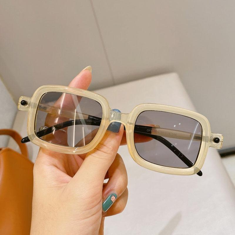 High Quality Retro Stylish Edgy Punk High End Designer Style Travel Friendly Square Shaped Female Male Women Sun Glasses