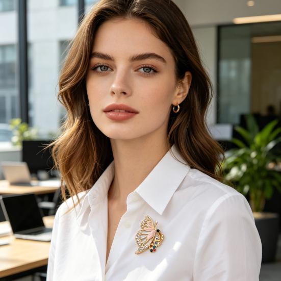 Zinc Alloy Brooch Pin Badge with Rhinestones Butterfly Shape Lapel Inlaid Brooch Versatile