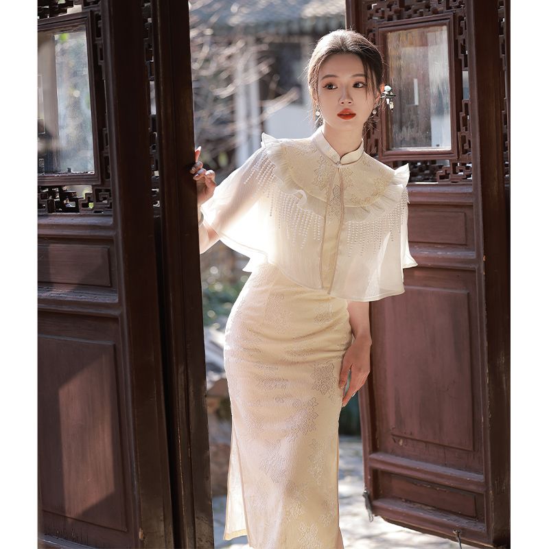 Forbedret Cheongsam todelt kinesisk stil daglig blondekjole
