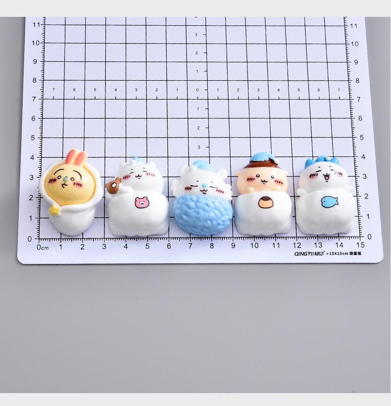 Jiyi Resin Desk Ornaments – Kawaii Usagi Hachiware Sleeping Mini Figures – Cute Shelf Car Decoration Accessories Gift Idea