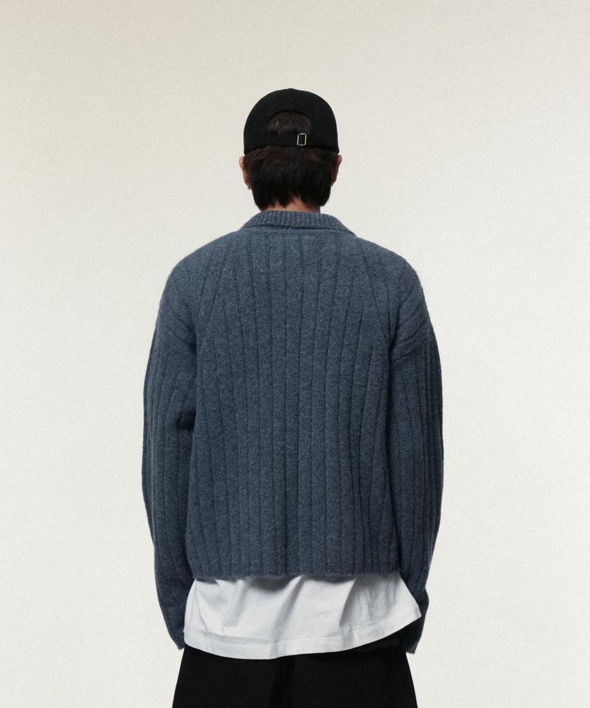 Idws Wave Line Boucle Collar Knit Blue