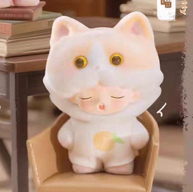 Authentic Yumo Cloud Dream Cute Pet Play Mini Series Blind Box Trendy Play Handmade Doll Ornament Cute Doll Girl Holiday Gift