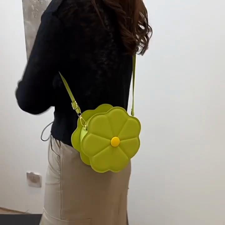 Fresh and Sweet Bag Women's New Flower Small Round Bag Popular Cute Handbag Purse Trendy Single Shoulder Crossbody Bag