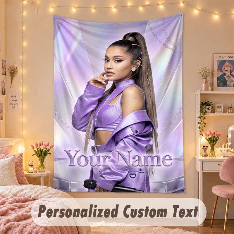 Tapisserie Personnalisée sur Mesure, Impression Ariana Grande Texte Nom Personnalisé Art Mural Suspendu pour Chambre à Coucher