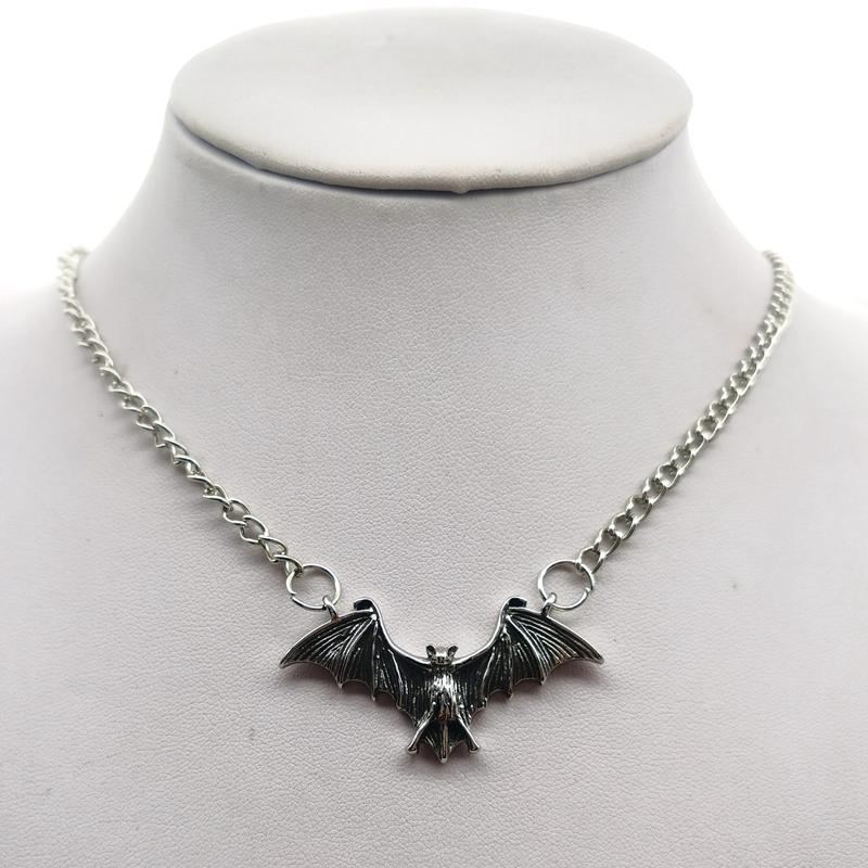 Naszyjnik Łańcuszek Nietoperz Metalowy Moda Vintage Punk Gotycki dla Kobiet Zwierzęta Choker Halloweenowy Kołnierz Hip Hop Dziewczyny Biżuteria Prezent