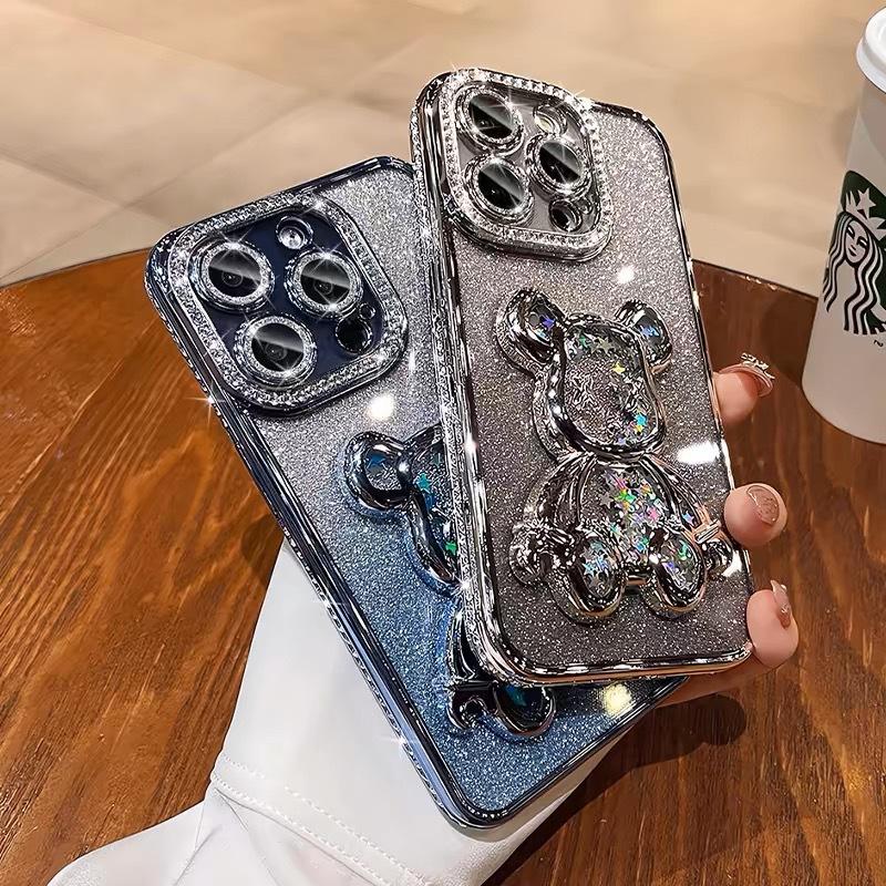 Quicksand violent bear applies to Apple 17 mobile phone case electroplated rhinestone iPhone16promax lens flash drill soft case