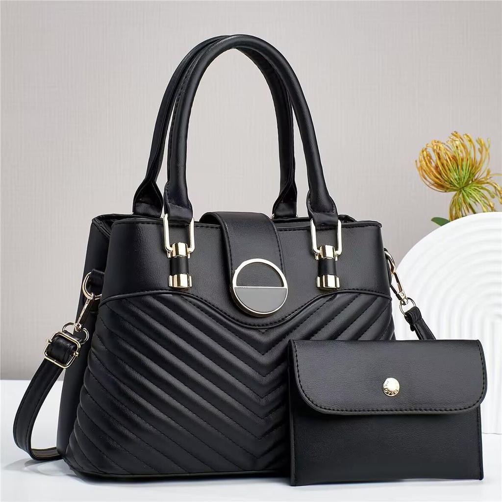 Borsa a tracolla da donna capiente ed elegante per mamme e feste