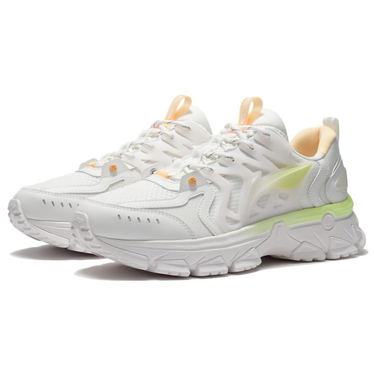 Li Ning Lingfeng Trendy Cushioning Rebound Low Top Running Shoes Men's Champagne White ARLS001-1