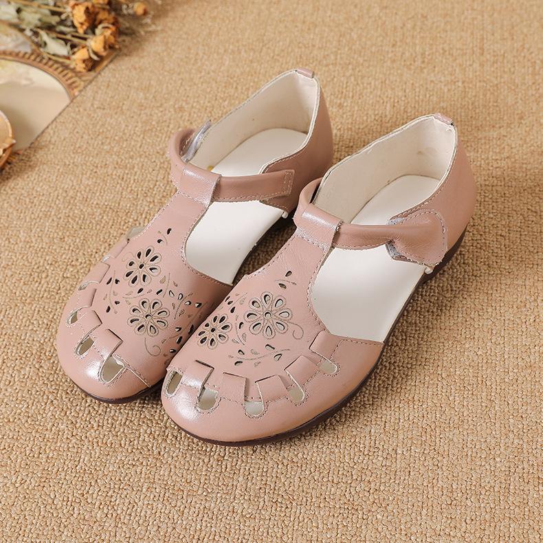 Women's Summer New Flat-soled Soft-soled Hollow Sandals Toe-layer Soft Cowhide Hollow Inner Women's Hole Shoes