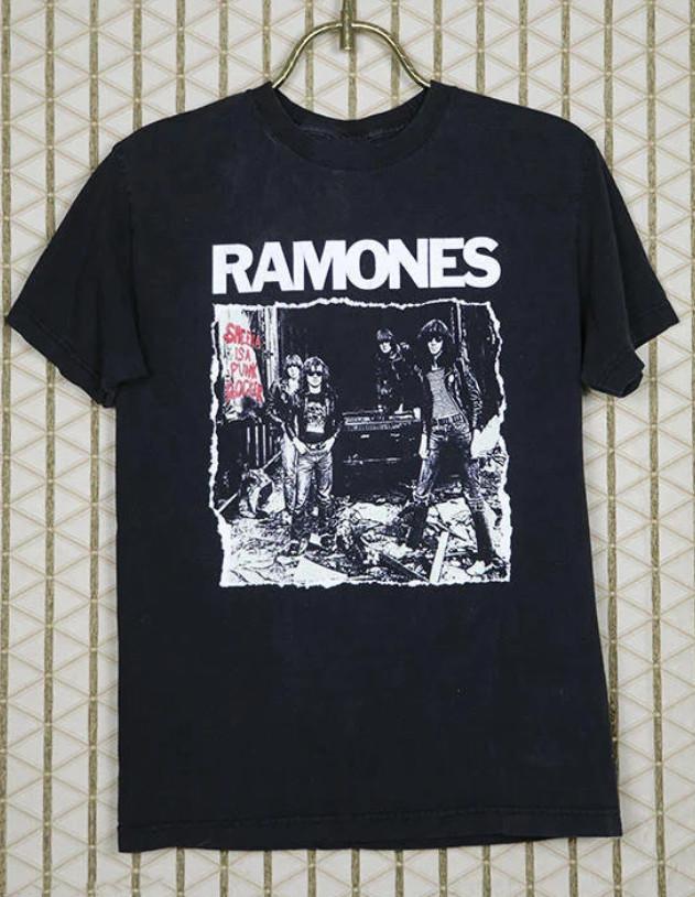Vintage Ramones Sheena Punk Rocker T-Shirt Rare Punk Rock Band Graphic Tee S-5XL