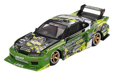 Sunrich MINI GT 1/64 Nissan Silvia (S15) LB-Super Silhouette #555 V2 2024 Formula Drift Japan (Rechtslenker) Fertiges Modell MGT00823-R