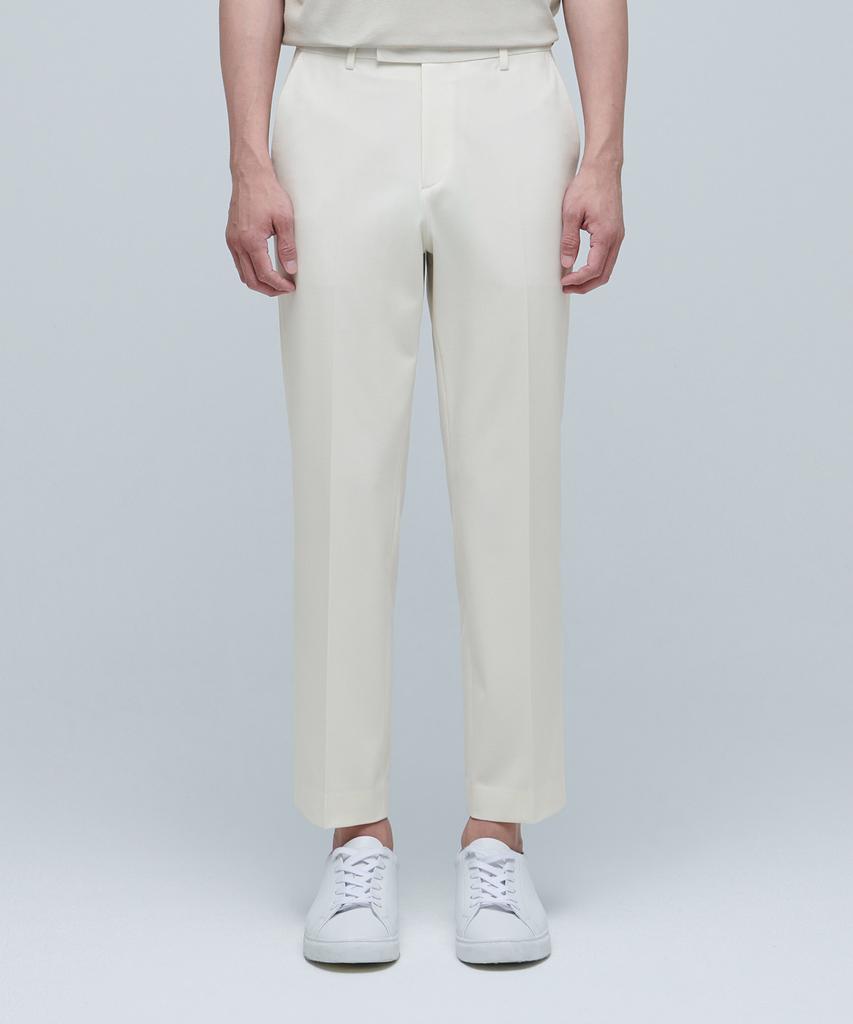 Musinsa Standard Lightweight Relaxed Tapered Hidden Banding Crop Slacks [Cream]