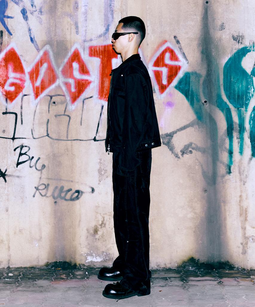 ORDINARY PEOPLE Vintage Velvet Texture Curved Pants (Navy)