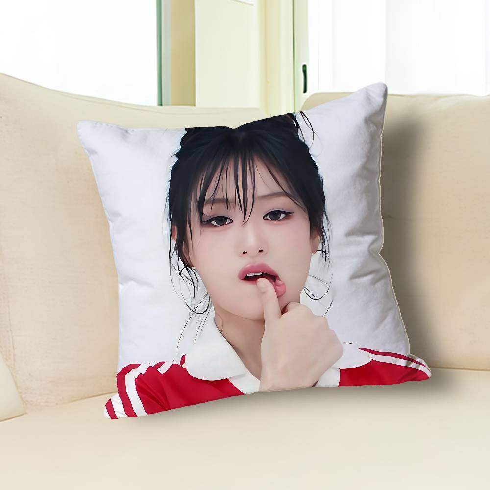Housses de coussin mignonnes pour chanteuse A-Ahyeon pour chambre à coucher salon canapé décoration de maison Housse de coussin en polyester avec fermeture éclair