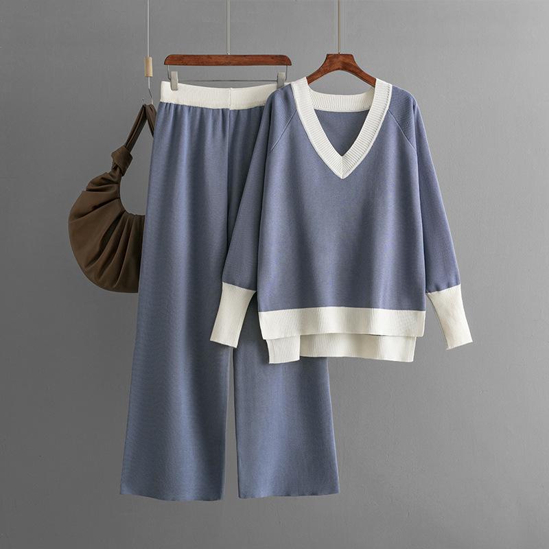 QICED Fashionable and Casual Women's Autumn and Winter V-neck Color-blocking Knitted Sweater and Loose Wide-leg Pants Two-piece Set