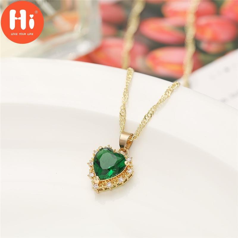Collier de luxe en forme de cœur d'amour couleur or pour femme, petit collier de clavicule frais à la mode, bijoux cadeau