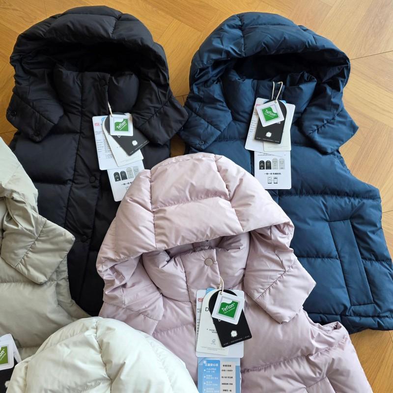 Womens Hooded Puffer Vest 90% White Duck Down Short Warm Winter Sleeveless Jacket