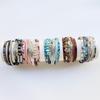 Boho-Lederarmband mit Splittersteinen und Pflanzenblatt-Design