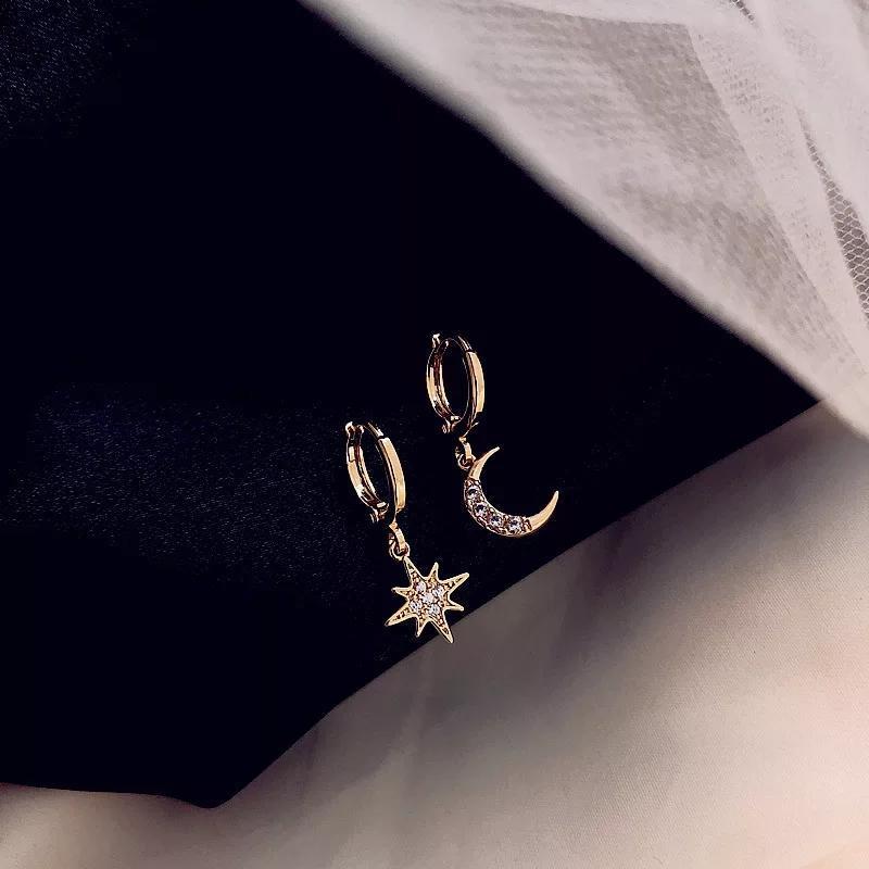 1 Paar Prachtige Oorbellen Ins Bezet Met Diamanten En Sterren En Maan Asymmetrische Oorbellen Veelzijdige Koude Stijl Oorbellen Voor Vrouwen