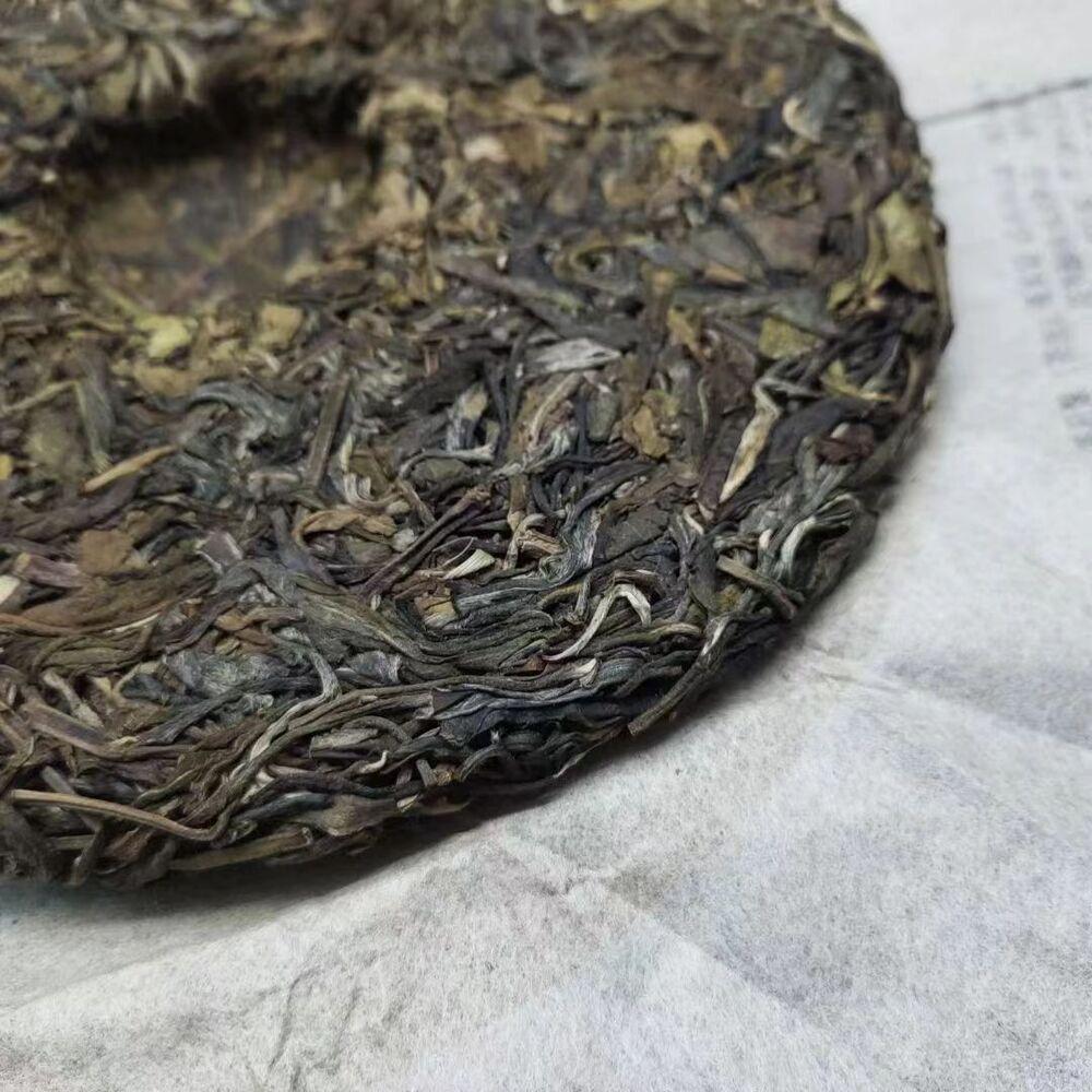 357g Xigui Puerh Surový Čajový Koláč Yunnan Starý Strom Pu-erh Sheng Čaj Pu'er Čaj