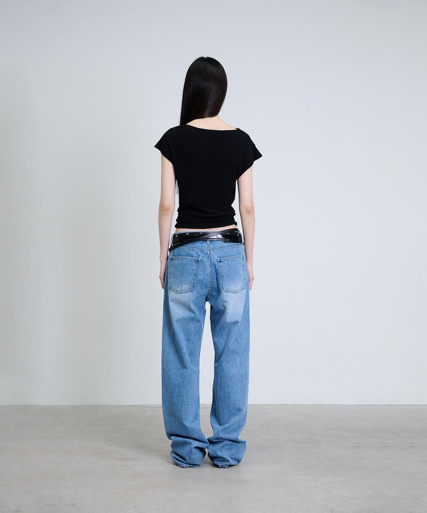 Deoaeteus Cap Sleeve Curved T-Shirt_Black