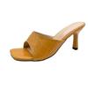 Beliebter Sommer Neuer Stil Ein-Zeichen Rauten Französische Pantoffeln Damen Outdoor-Bekleidung Quadratische Zehenpartie Hochhackige Schuhe