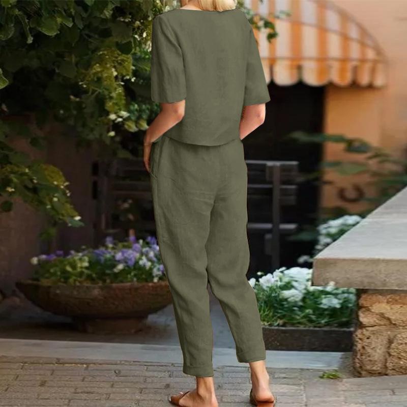 Women's Vintage Cotton & Linen Summer Set: Oversized O-neck Top with Short Sleeves and Wide-leg Pants.