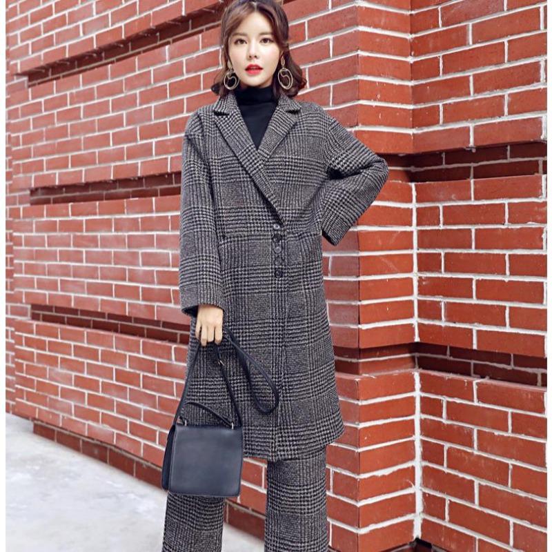Fashionable Plaid Wool Blend 2-Piece Suit with Long Blazer and Wide Leg Pants for Women