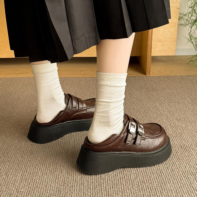 Britischer Stil Plateau kleine Lederschuhe Damen 2025 Frühling neue einpedalige Loafer Retro runde Zehenpartie japanische JK Einzelschuhe