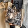 Canvas-Tasche mit großer Kapazität Modische Pendler-Einkaufstasche Handtasche Umhängetasche