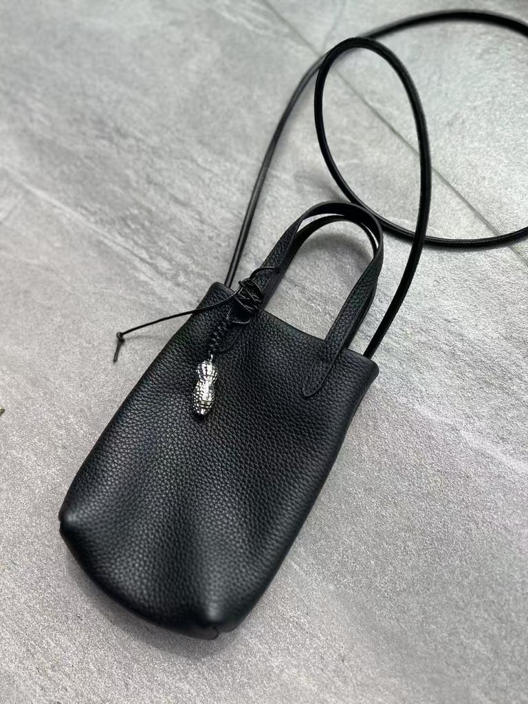 2025 Macaron Series Mobile Phone Bag Cowhide Shoulder Messenger Bag First Layer Cowhide Portable Small Square Bag Bag Free Pendant