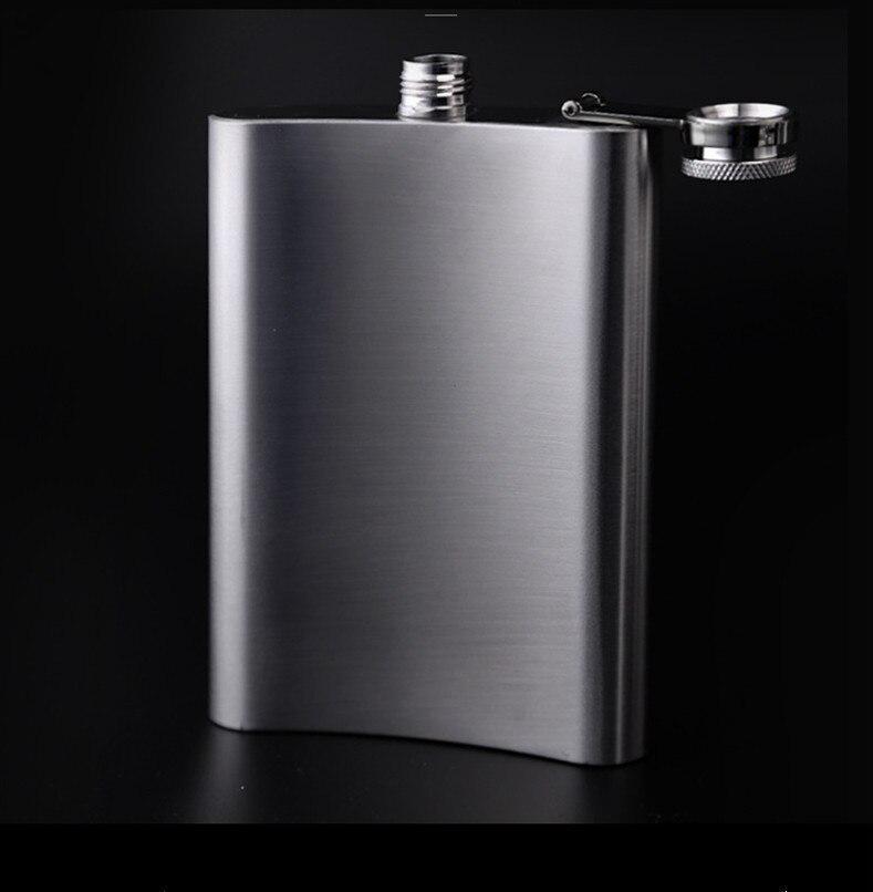 304 Stainless Steel Thickened Hip Flask Enjoy At Any Time Portable Hip Flask Small Mini Bar Must Have Alcohol Groomsmen Gifts