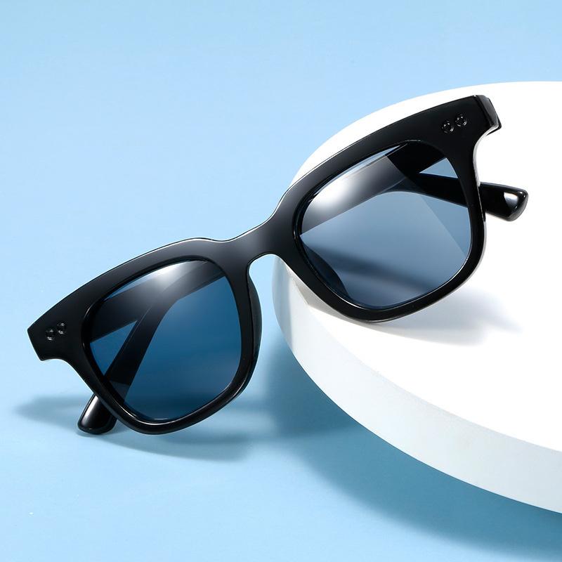 UV Protected UV Protected Polarized UV Protection Lightweight Comfortable Durable High Quality Trendy Sun Glasses