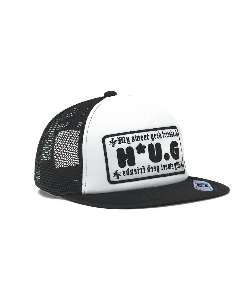 HUG YOUR SKIN Hug Sweet Trucker Cap (Black)
