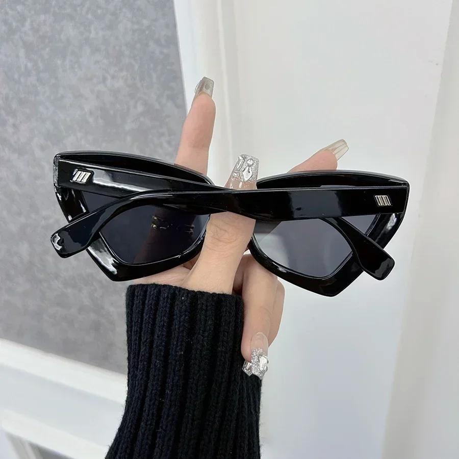 Vintage Klassische Quadratische Sonnenbrille Für Damen Herren Retro Stilvoll Minimalistisch Mode Weiblich Männlich