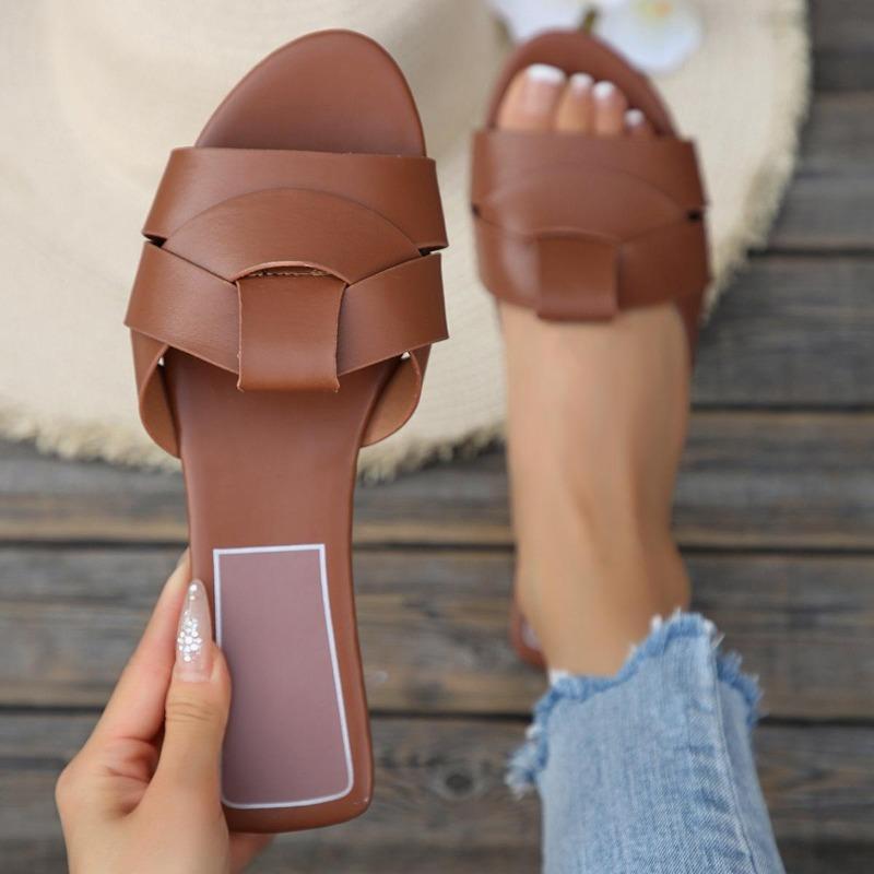 New Summer Women's Plus Size Flat Lightweight One Strap Cross Style Fashion Outdoor Slide Sandals