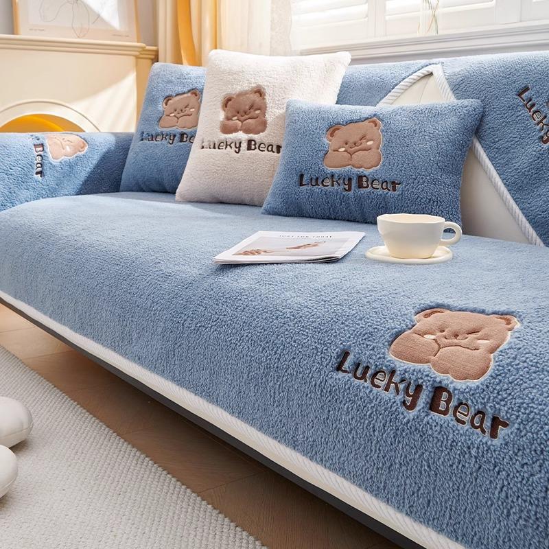 Winter Plush Sofa Cover Thickened Non-Slip Seat Cushions Sofa Slipcover Cartoon Cover Towel