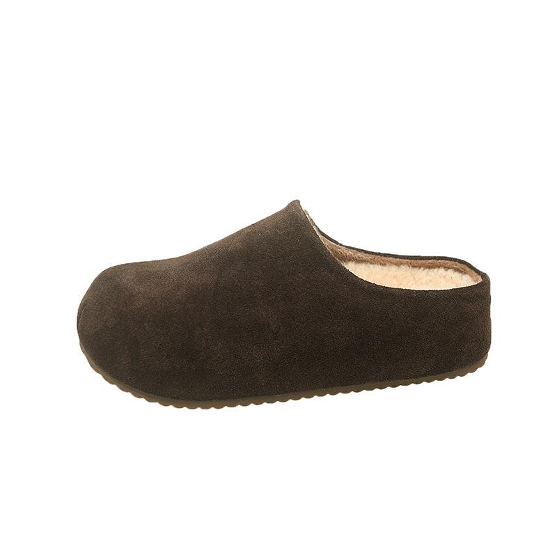 Winter Women's Fashion Slippers 2026 New High-quality Suede Platform Casual Shoes Outdoor Round Toe Clogs Retro Plush Slippers