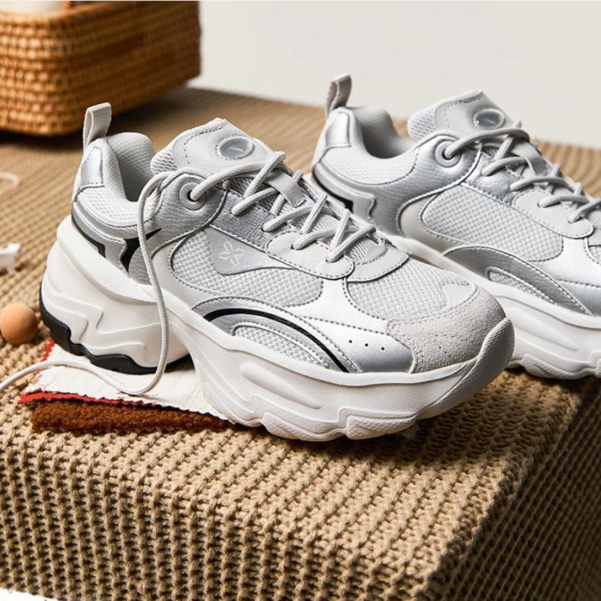 Anta White Wei Comfortable Versatile Wear-Resistant Supportive Increased Height Low-Top Dad Shoes Women sneaker Silver Gray 922518814-1