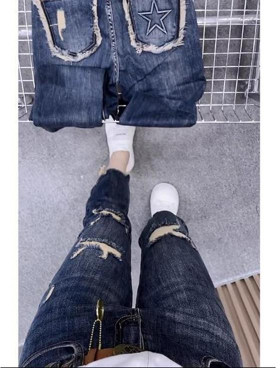 Women's Ripped Jeans for Pear-Shaped Figures, Autumn Style, Plus Size, Elastic, Slim Fit, Nine-Point Cigarette Pants