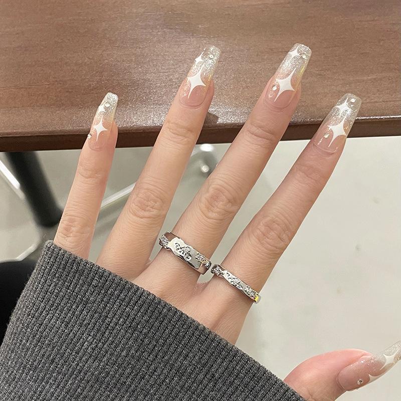Bague Zircon Texture Liquide pour Femme Âge Lumière Luxe Design de Niche Sensation Haut de Gamme Bague Ouverte pour Index