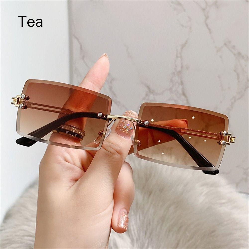 Frameless Sunglasses for Women Ultralight Rimless Rectangle Sunglasses Vintage Sunglasses UV400 Retro Metal Frame Shades Eyewear
