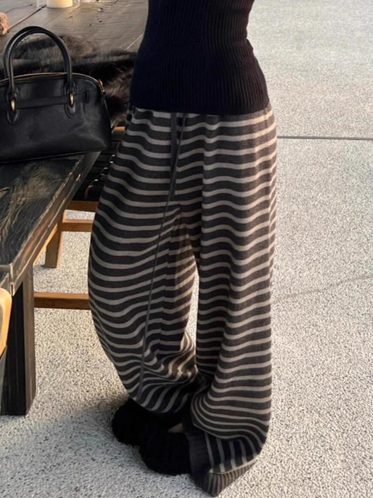 Women's Wide-Leg Striped Knitted Pants - Relaxed Fit, Floor-Length, Perfect for Autumn and Winter.