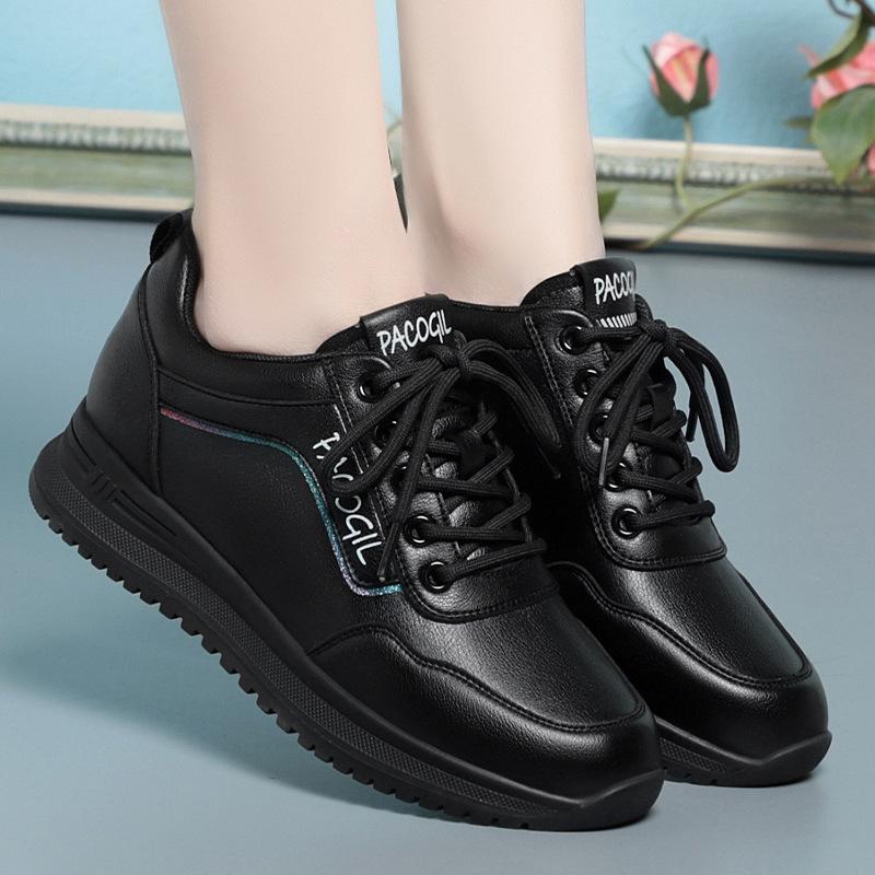 Women's Sports Shoes Autumn and Winter Plus Velvet Women's Shoes Soft Sole Shoes Flat Bottom Travel Casual Shoes